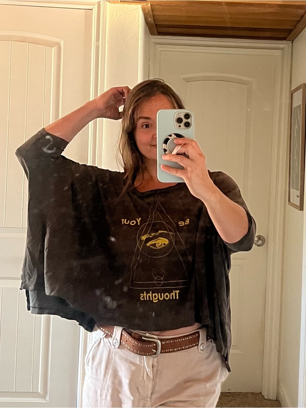 KUCOON Black Graphic Wide Sleeve Crop Top - "Be Your Thoughts" large